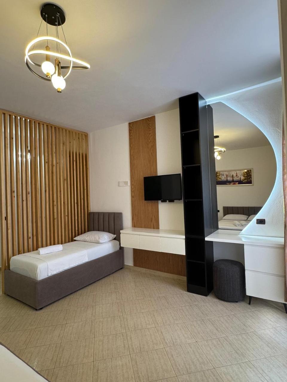 Eden Hotel Shengjin Luaran gambar