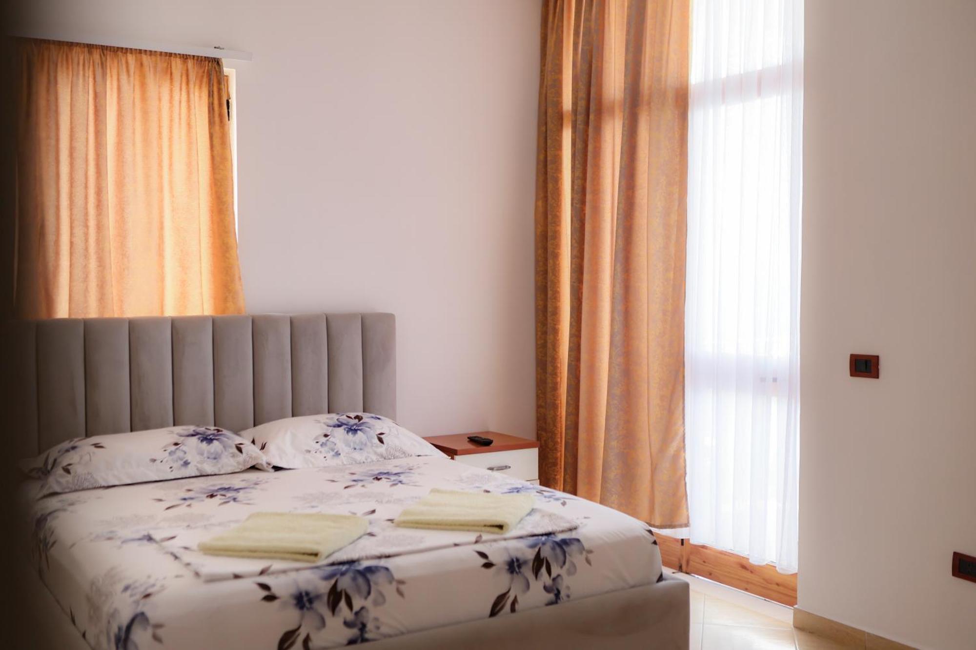 Eden Hotel Shengjin Luaran gambar