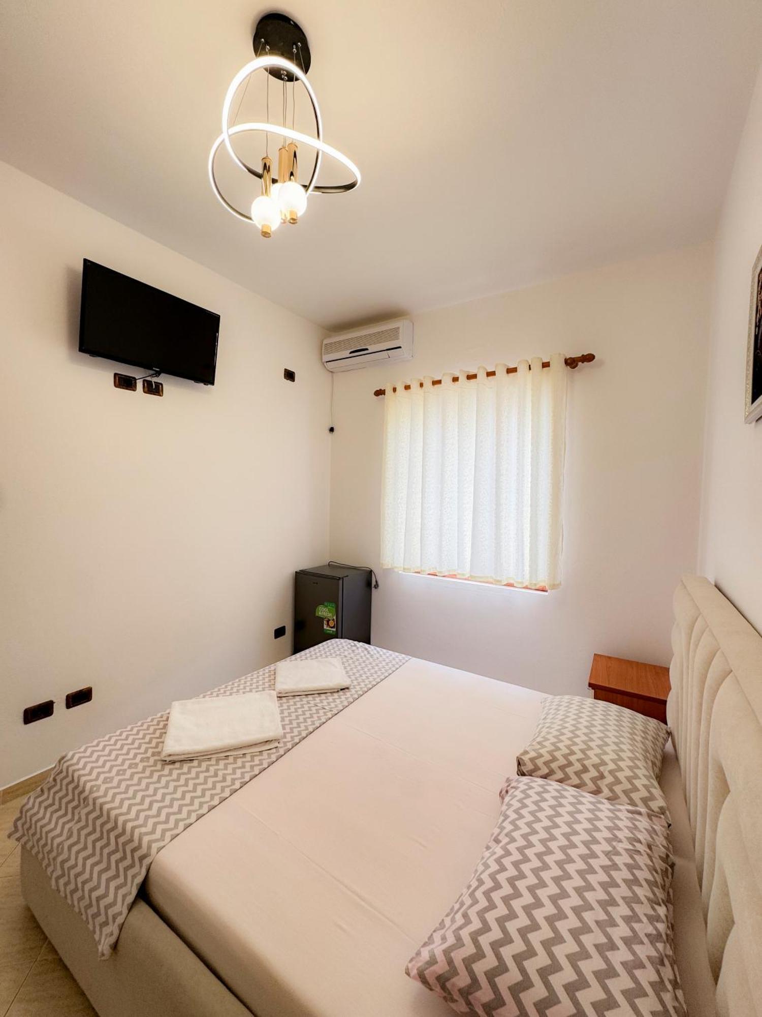 Eden Hotel Shengjin Luaran gambar